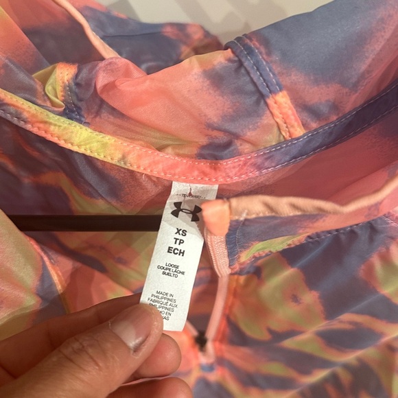 Under Armour Multicolor Tie-Dye Pullover xs - Picture 3 of 4